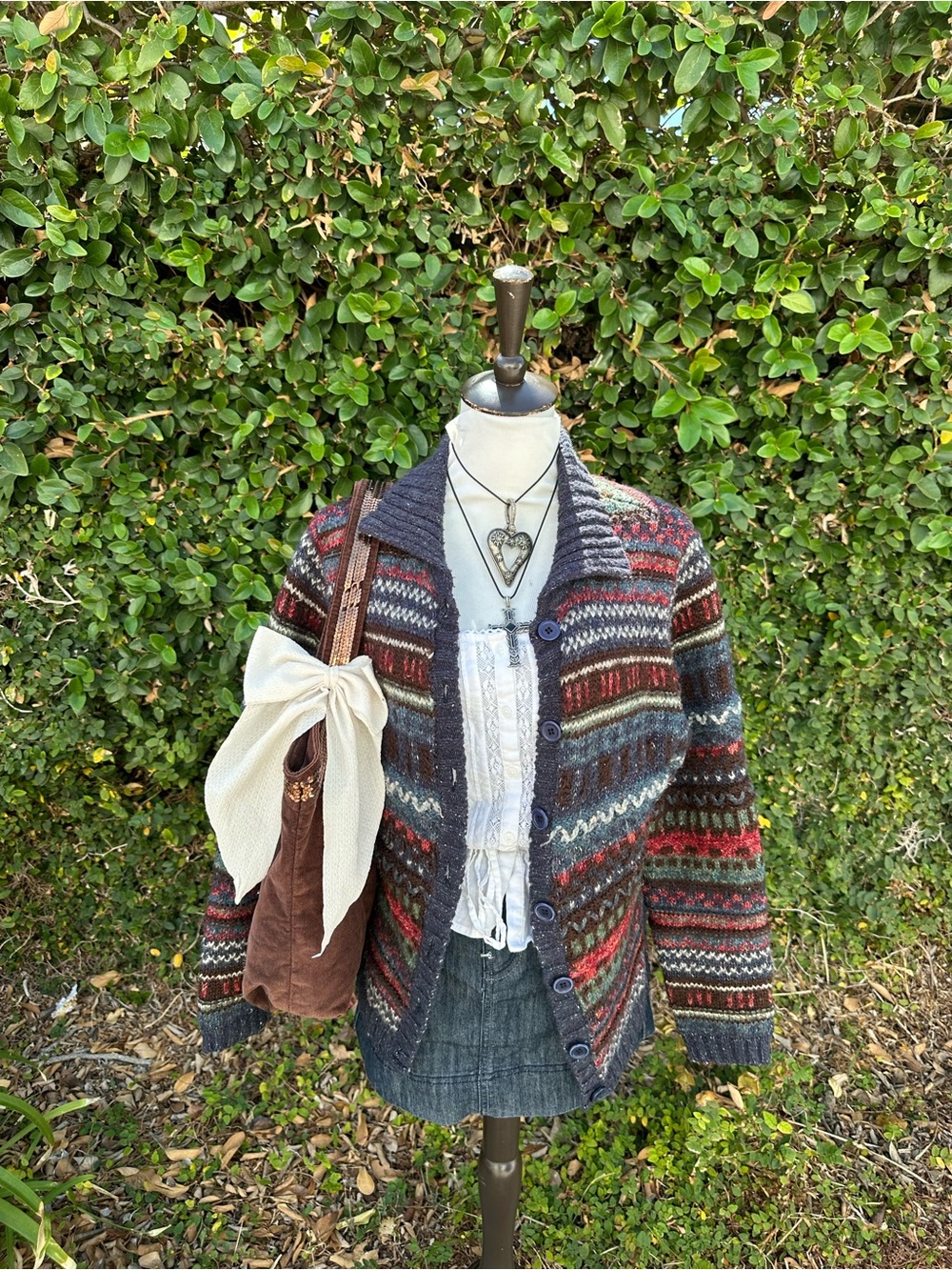 ✨Cozy DressBarn Multi-colored knit button down cardigan
